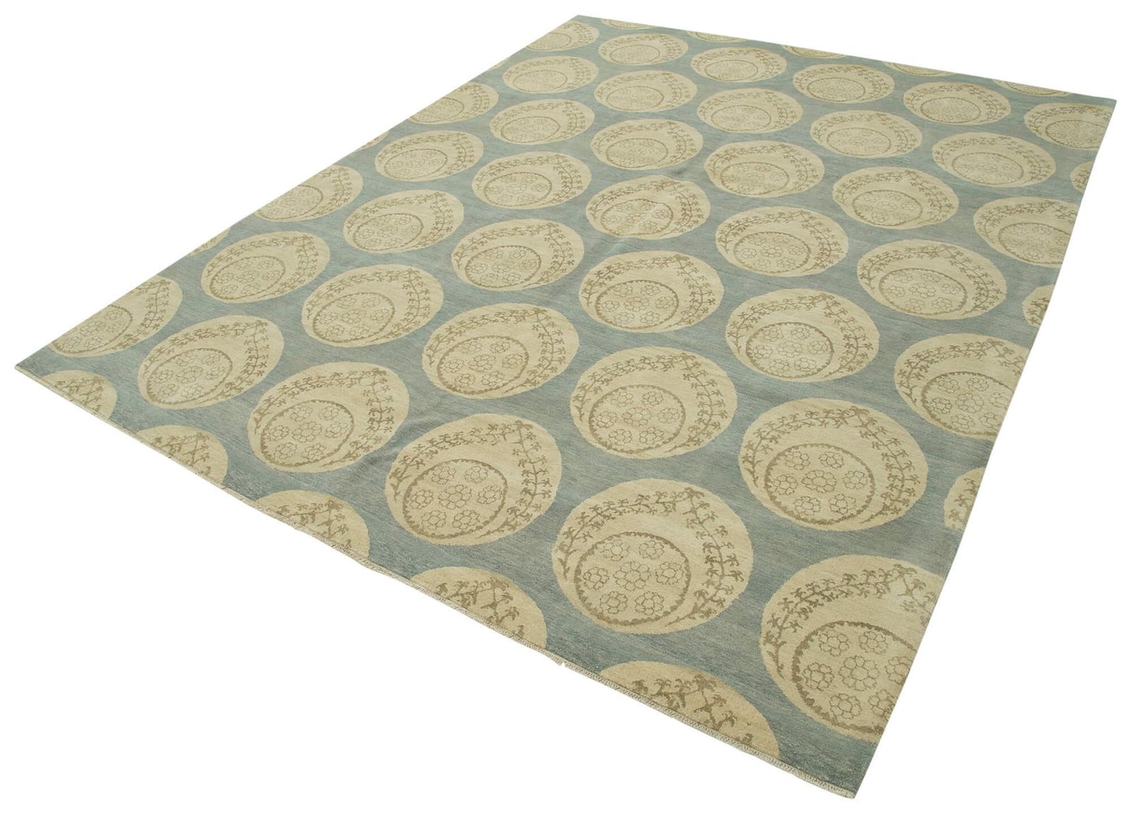 Tapis Oushak décoratif beige d'époque photo for sale