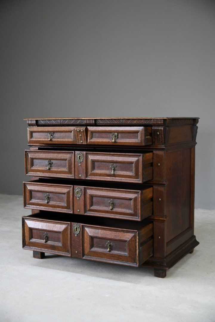 photo furniture Late 17th Century Oak Chest Of Drawers