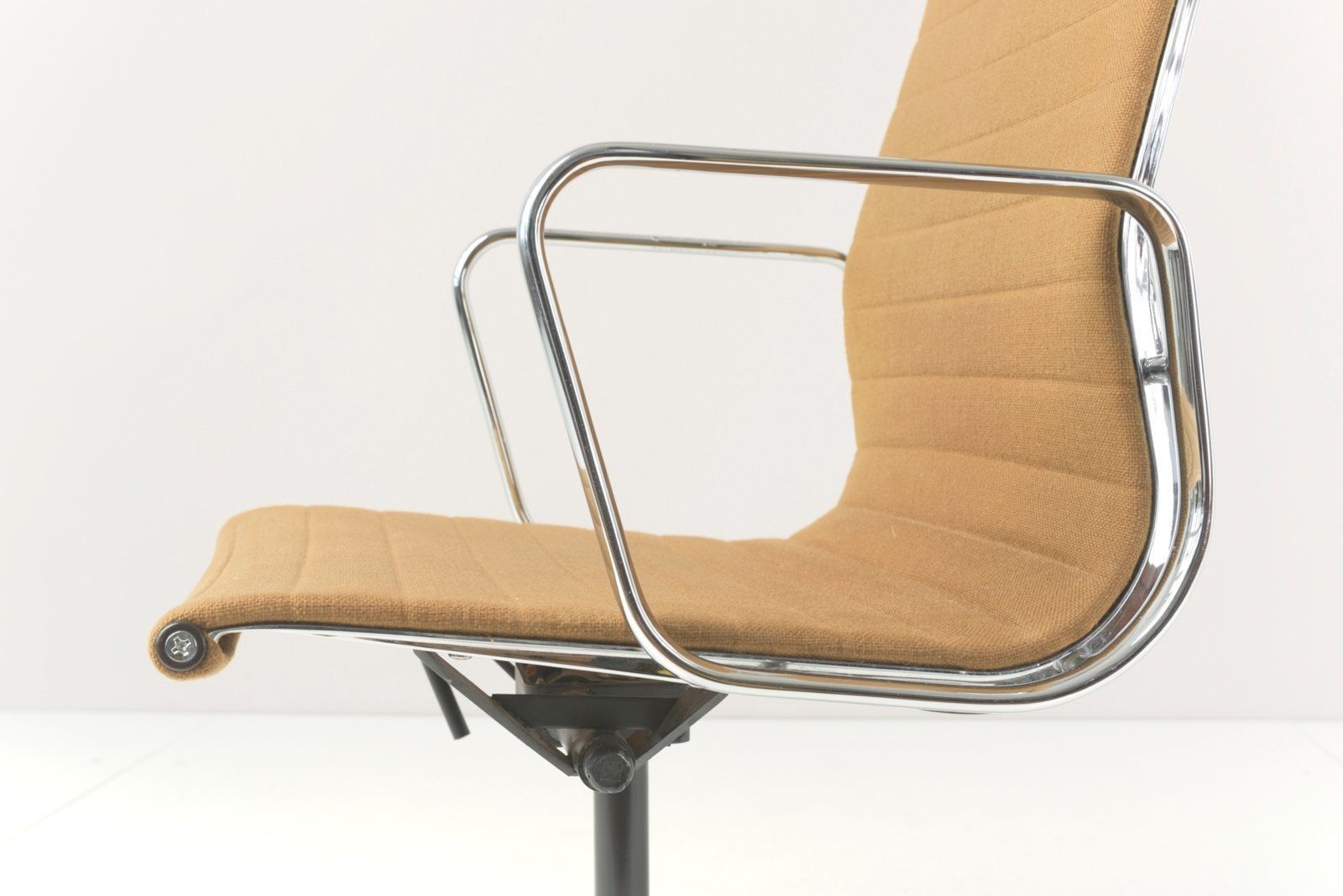 Alu Group Conference Chair By Charles & Ray Eames For Vitra, 1958 photo buy
