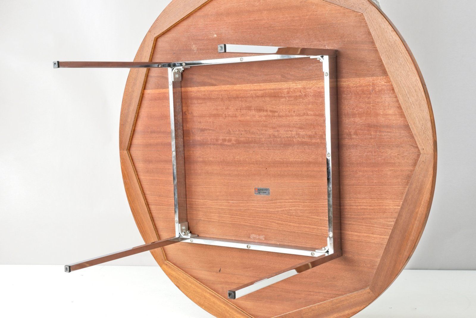 Swiss Round Conference Table By Florence Knoll Bassett For Knoll Inc. / Knoll International, 1960s photo for sale