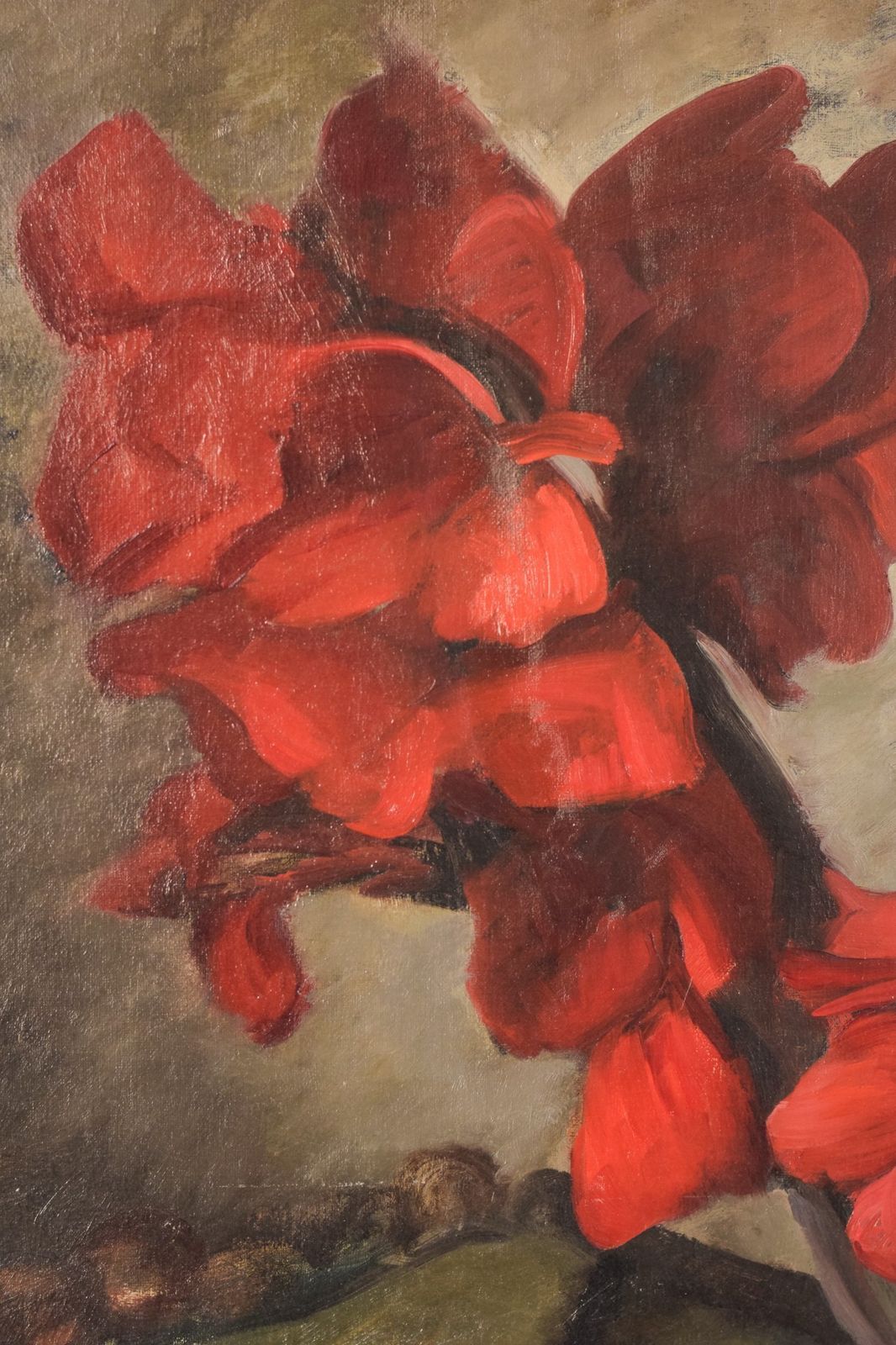photo furniture Luis Mutané   Still Life With Gladioli