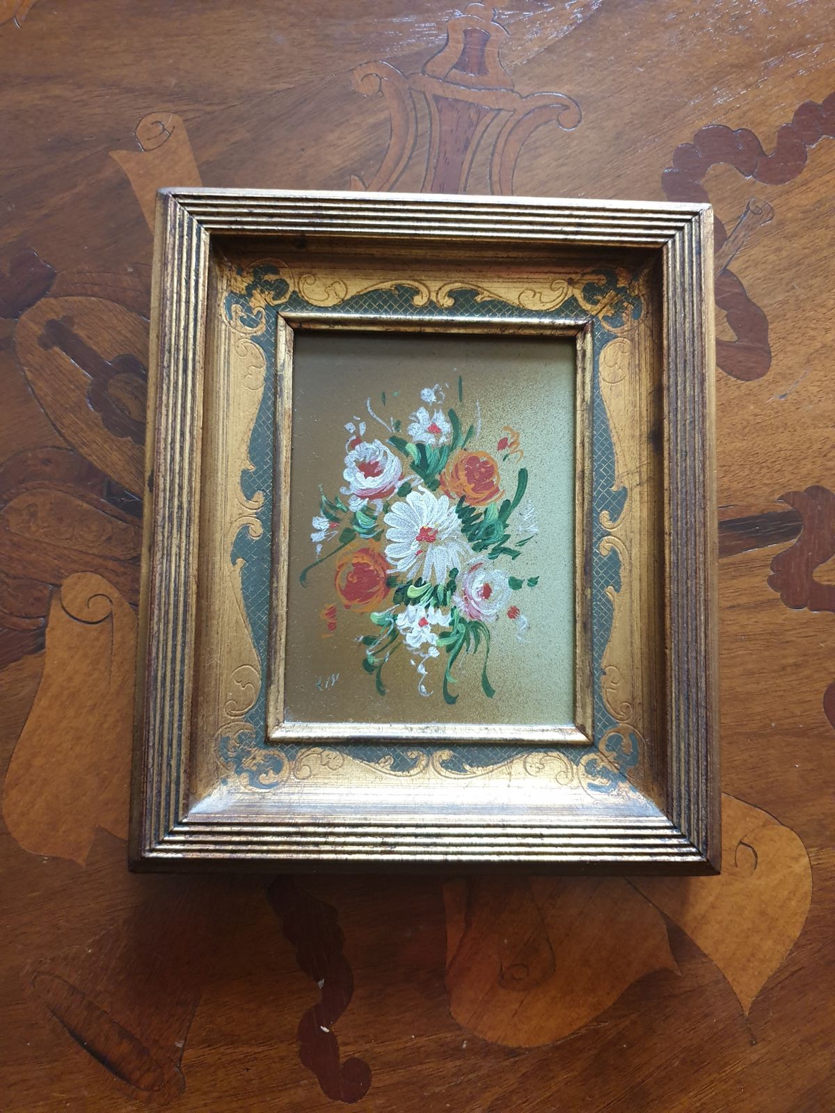 Wooden Frame   Small photo furniture