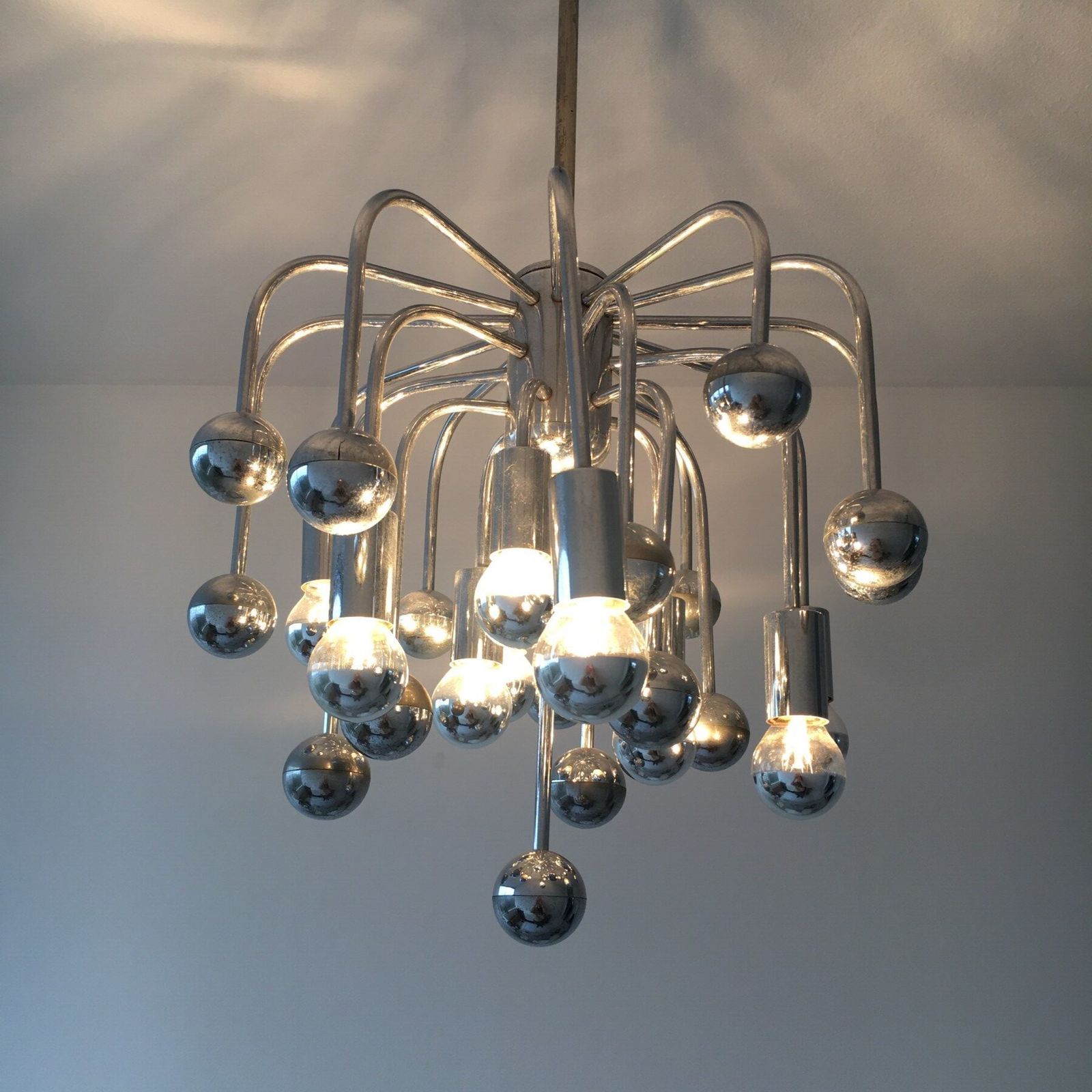 Space Age Jaren Zestig Design Sputnik Hanglamp, Ca. Jaren 1960 photo for sale
