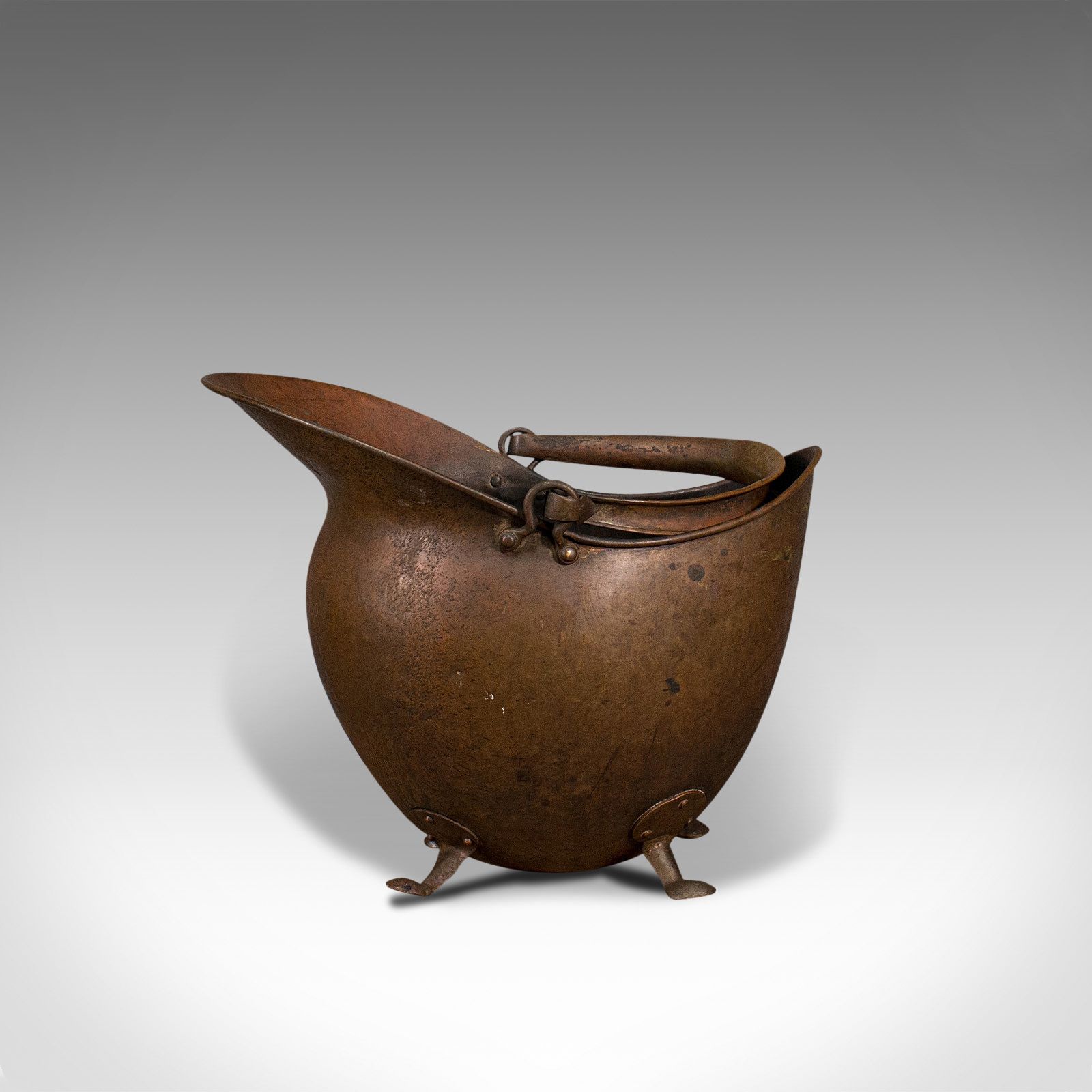 photo furniture Antique Helmet Scuttle, English, Copper, Coal Basket, 1880