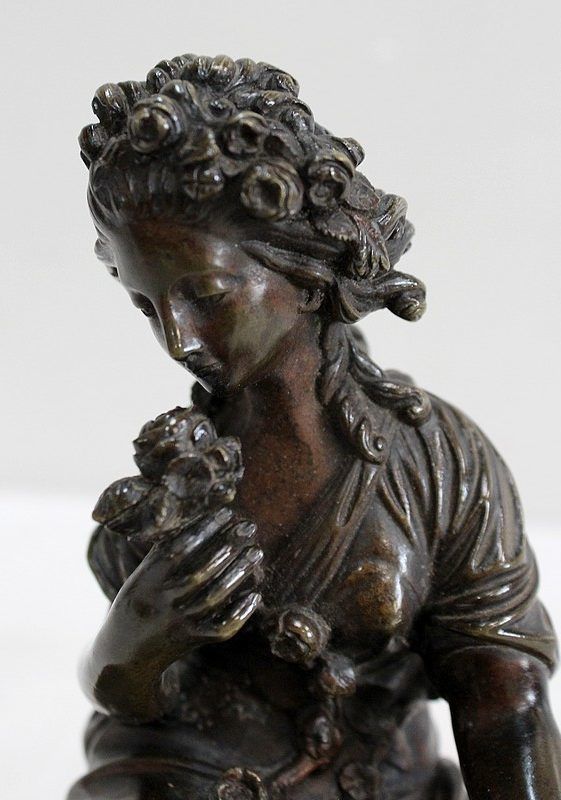 Bronze With Brown Patina Of A "Flower Girl"   Early 20th Century photo vinterior
