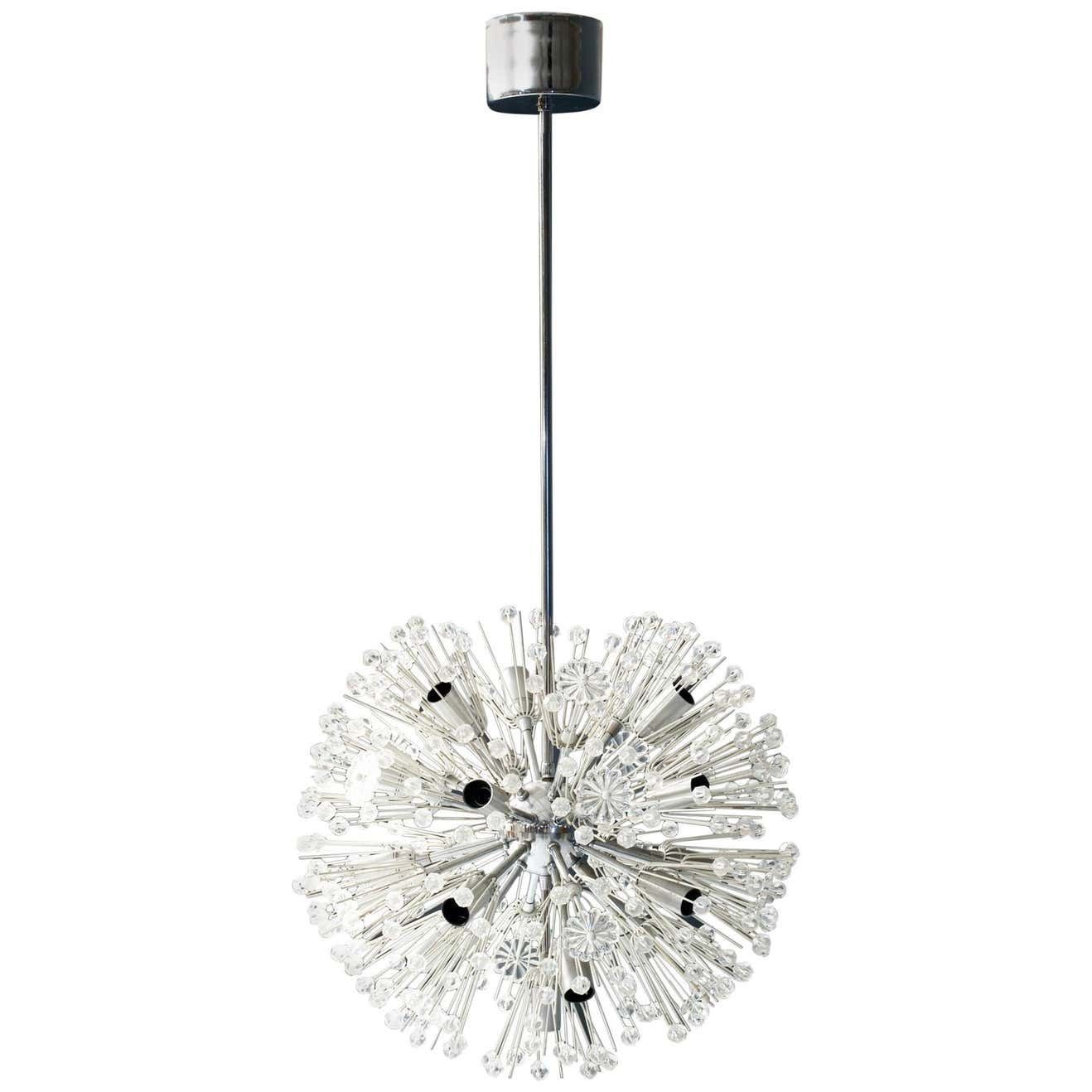 Dandelion Sputnik Chandelier Van Emil Stejnar