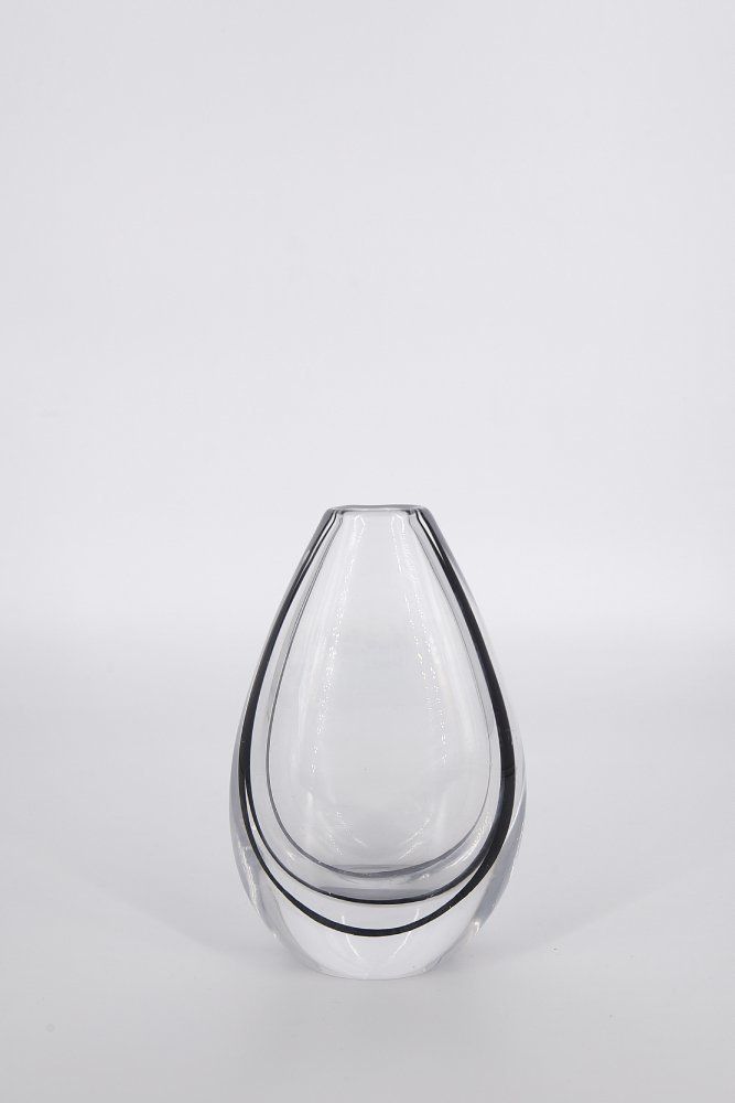 Scandinavian Glass Contour Vase By Vicke Lindstrand For Kosta, 1950s