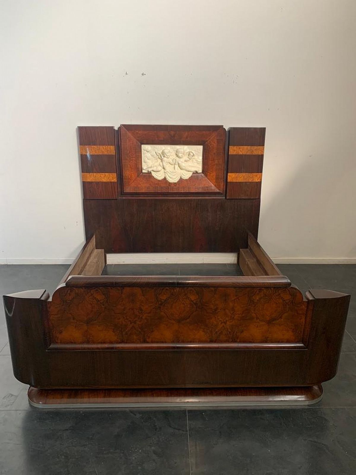 Bed And Bedside Tables In Rosewood, Walnut And Carved Cherubs, 20s photo Furniture
