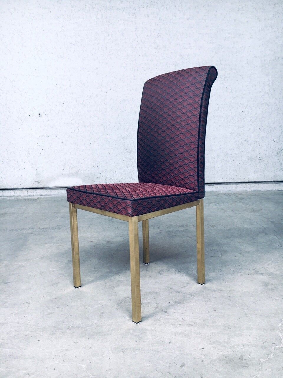 photo furniture 1970s Hollywood Regency Style Design Dining Chair Set Of 6, Belgium