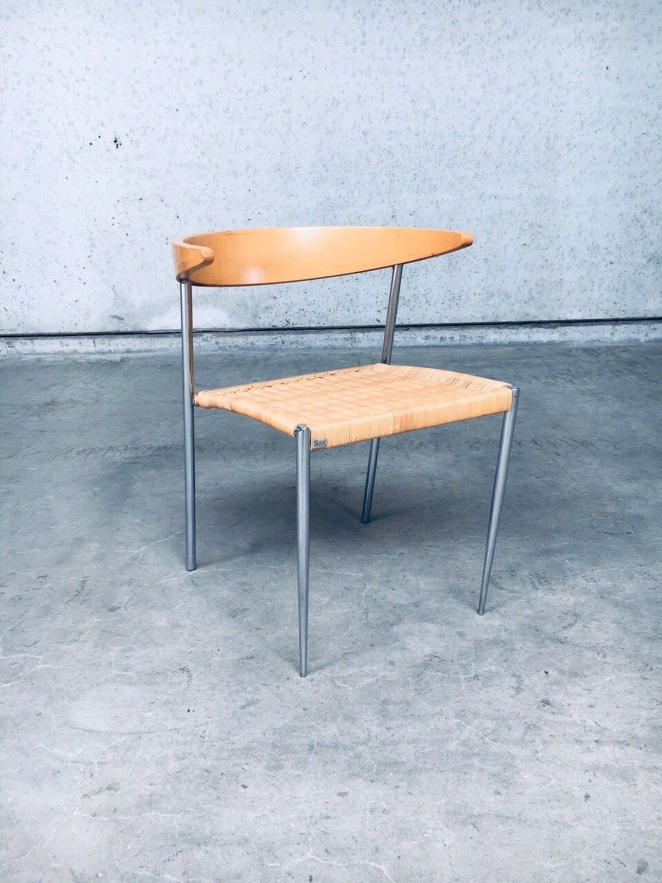 Postmodern Design Stoel Van Pierantonio Bonacina, Italië Jaren 1990 photo vintage
