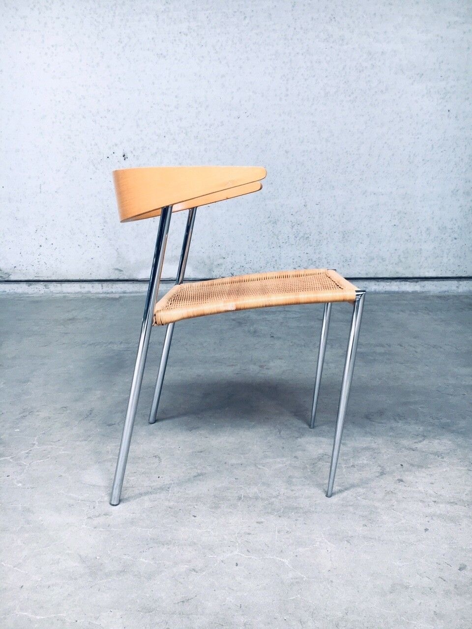 photo vintage Postmodern Design Stoel Van Pierantonio Bonacina, Italië Jaren 1990