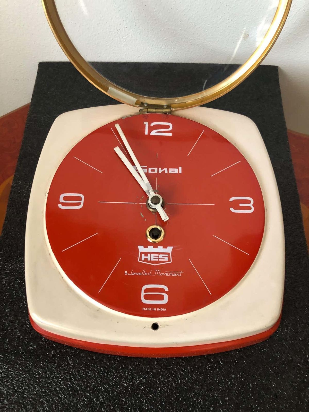 Indian Hes Wall Clock In Heavy Metal Case photo vinterior