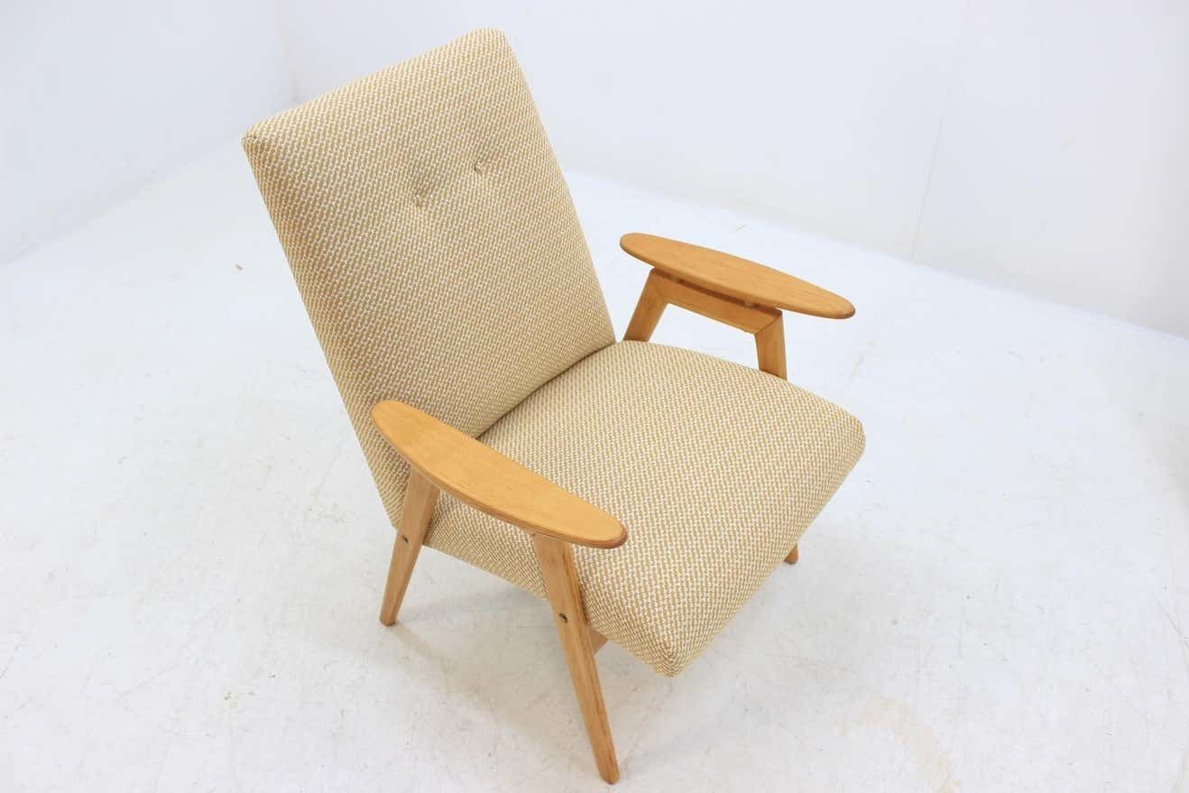 photo for sale Set Of Two Lounge Chair By Jaroslav šmídek For Jitona, 1960s