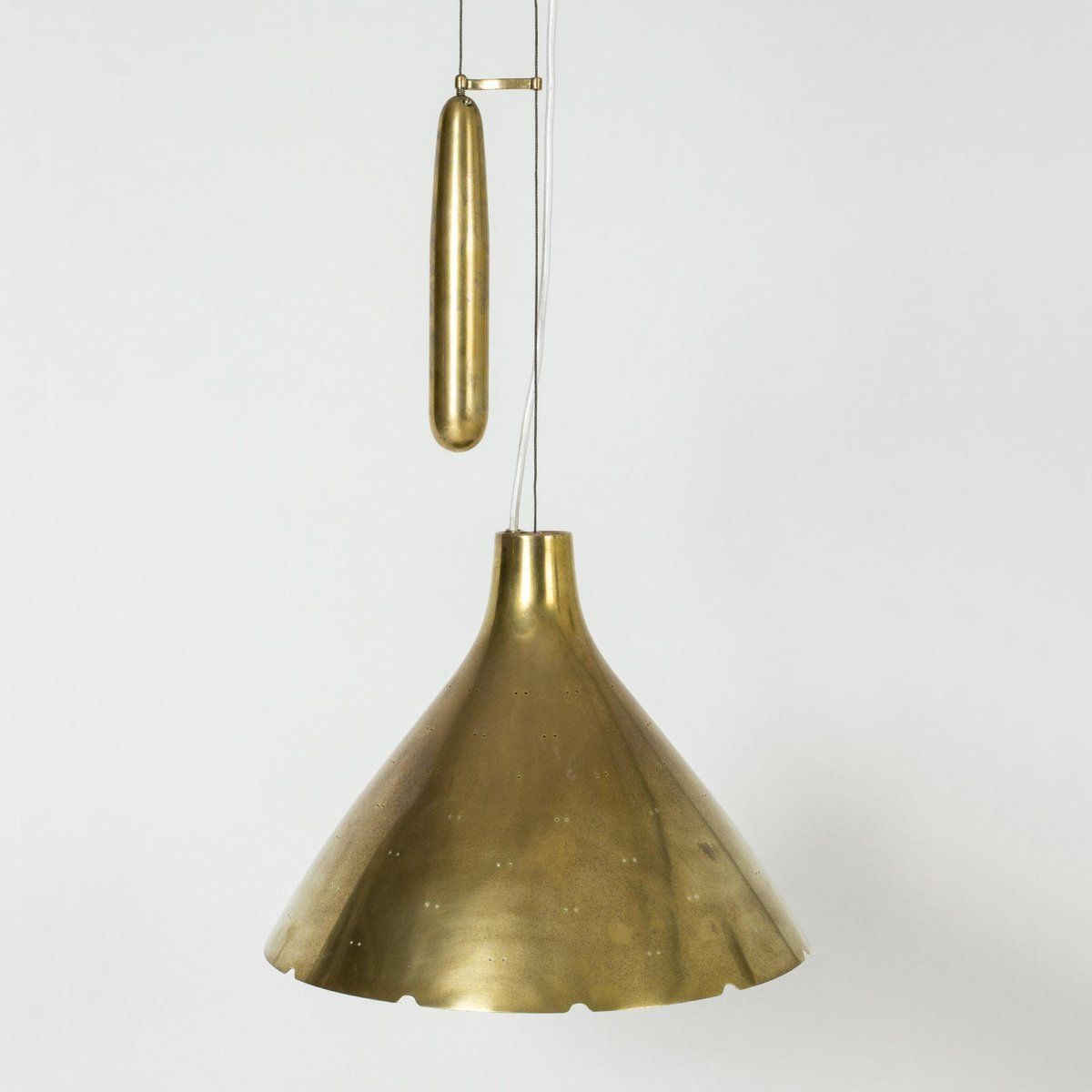 Messing Plafondlamp Van Paavo Tynell photo furniture