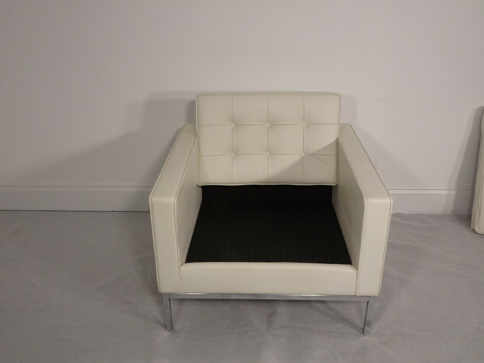 photo for sale Stunning Genuine Florence Knoll 1954 Lounge Chair In Luxurious Leather.