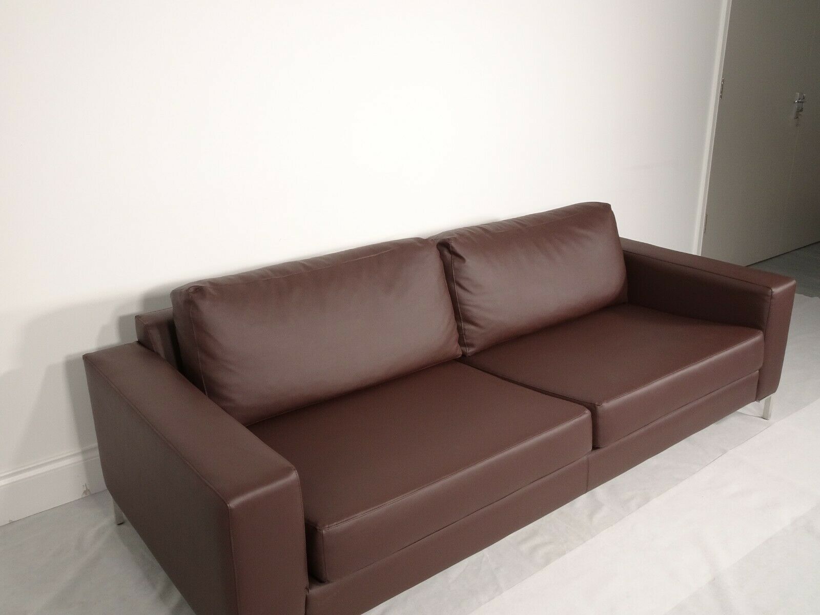 Rare Immaculate Jonas Ihreborn Filip Sofa In Soft Brown Leather photo Furniture