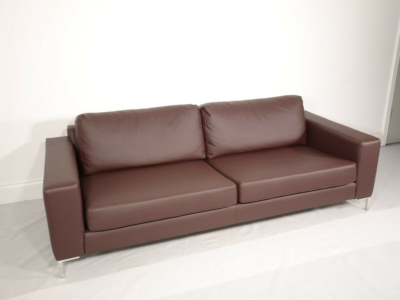 Rare Immaculate Jonas Ihreborn Filip Sofa In Soft Brown Leather photo 2880.0