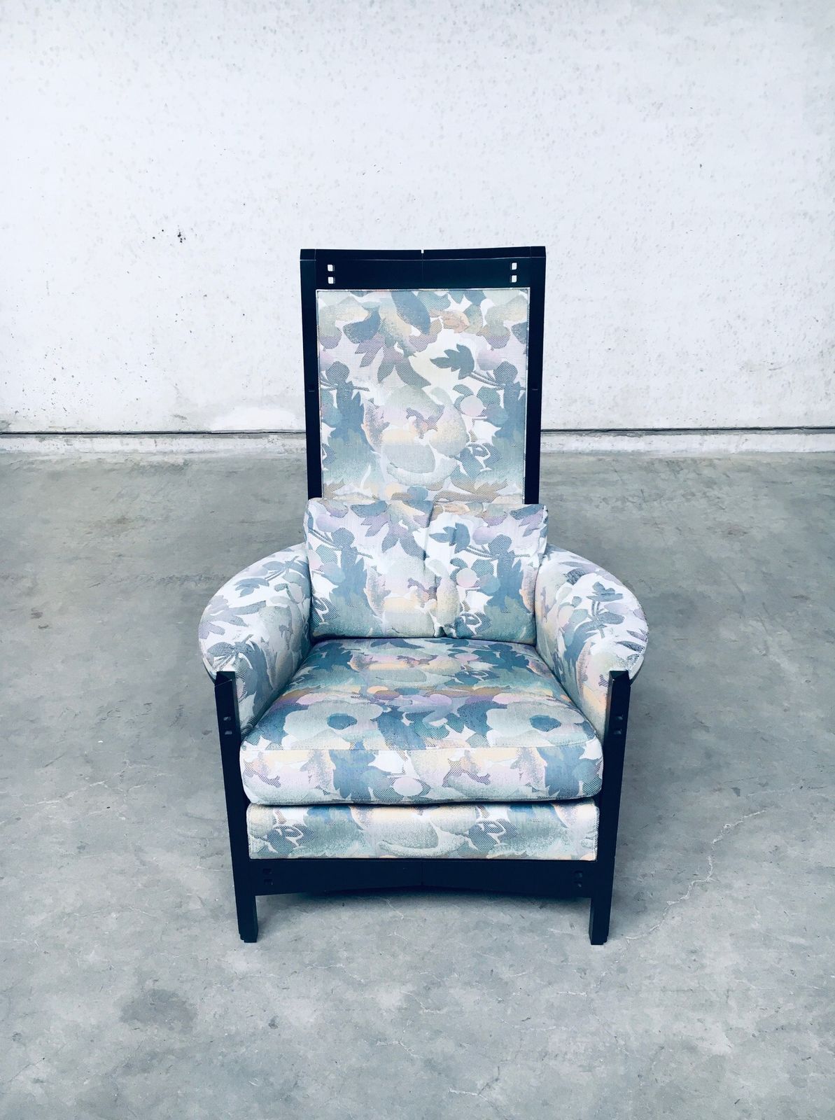Galaxy 'Peggy' High Armchair By Umberto Asnago For Giorgetti, Italy 1990s photo 1860.0