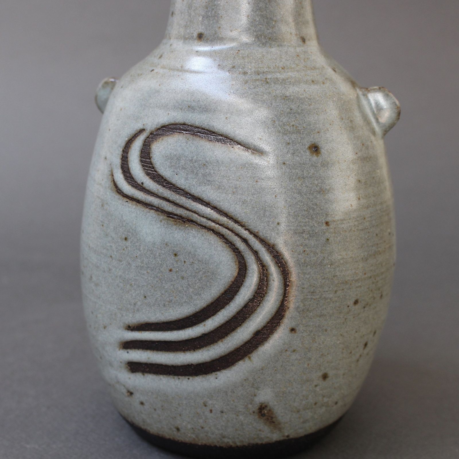 1500.0 Japanese Style Ceramic Vase With Lugs By Janet Leach (1981) photo