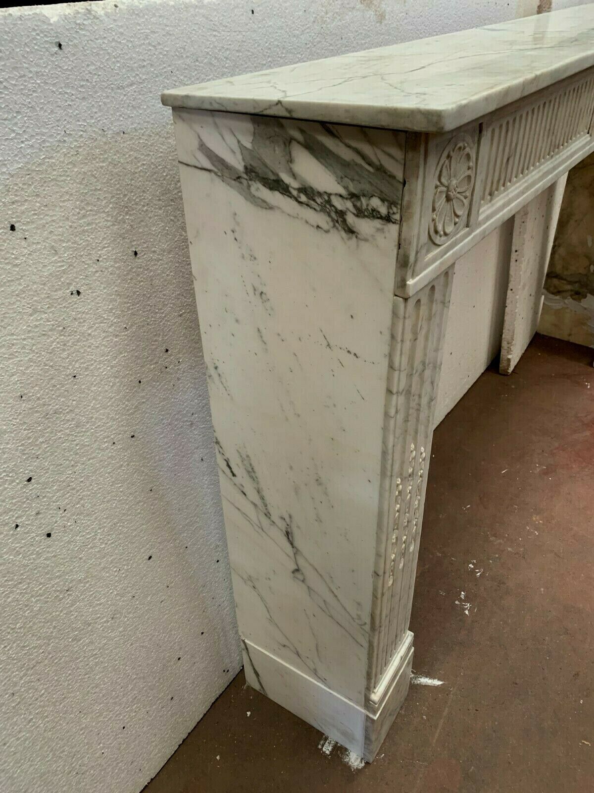 photo vintage Louis XVI Fireplace In White Carrara Marble XIX Century