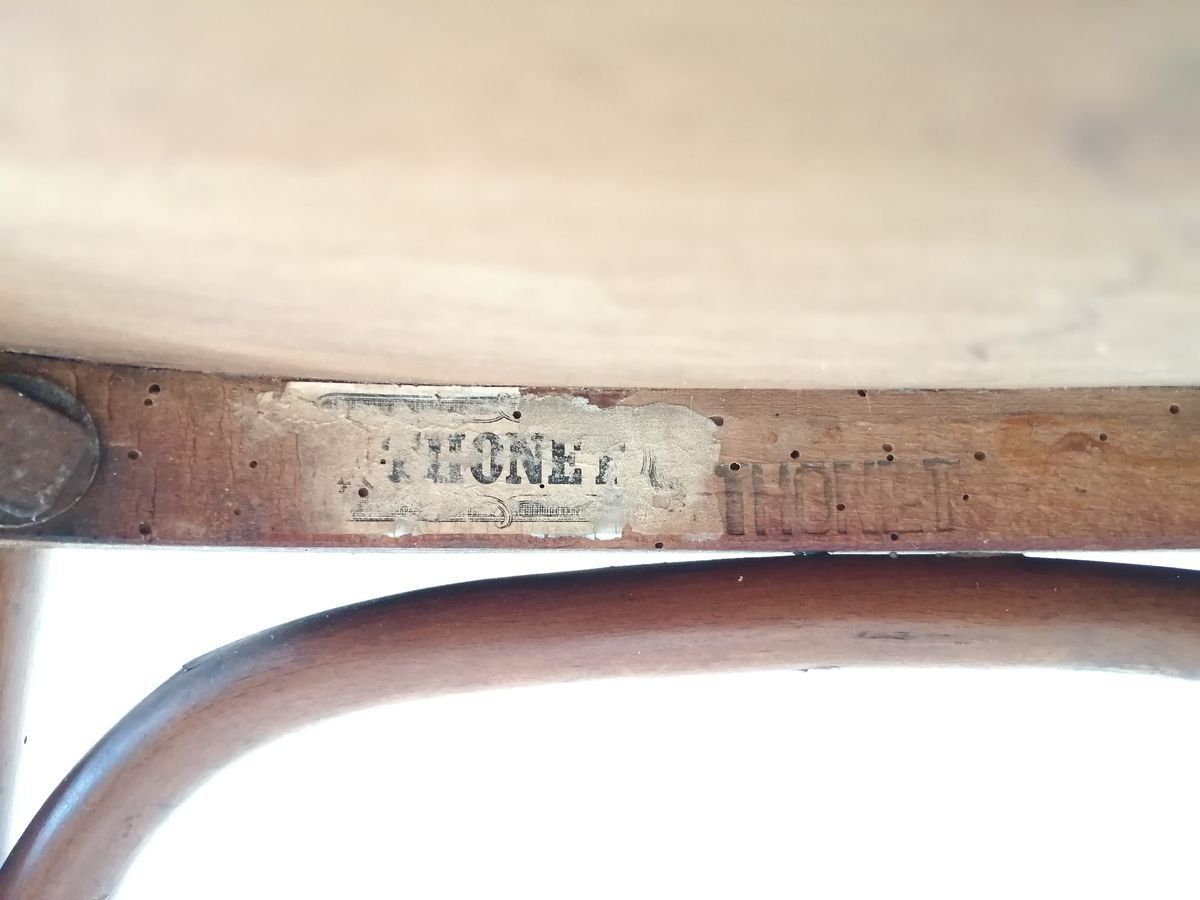 Stoel Van Michael Thonet Voor Thonet photo vinterior
