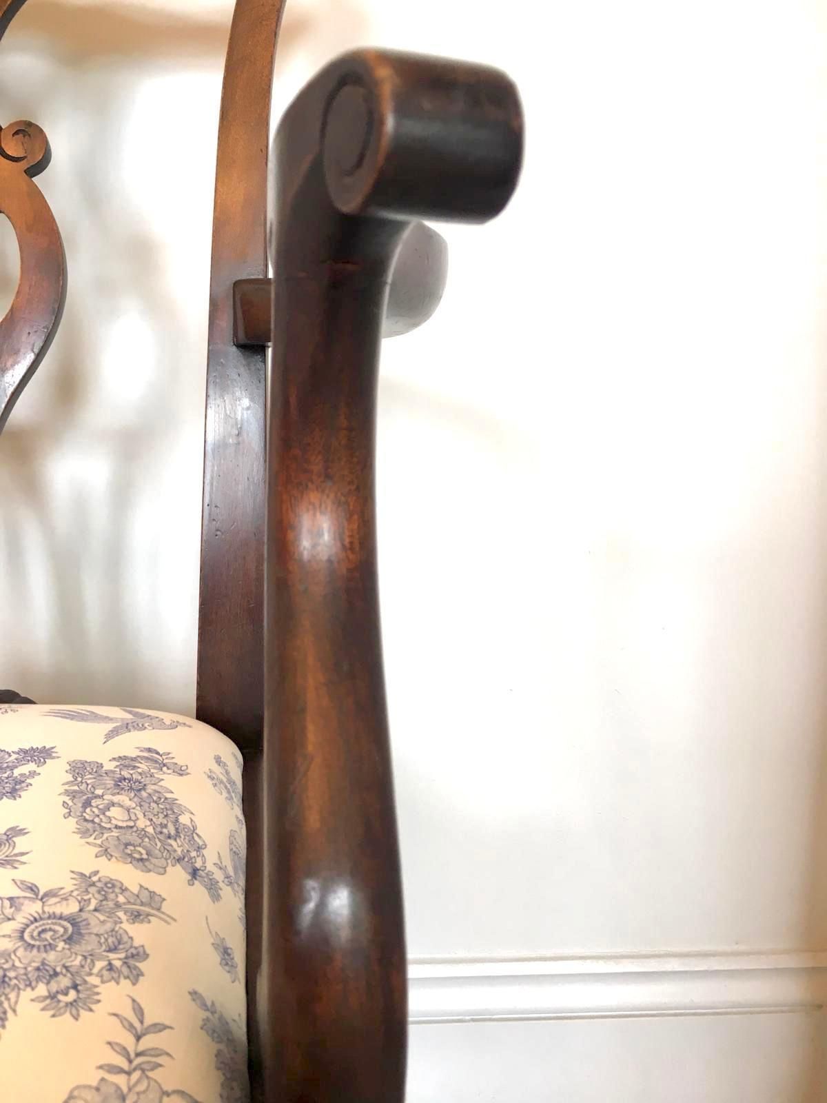 photo furniture Antique Mahogany Open Arm Desk Chair