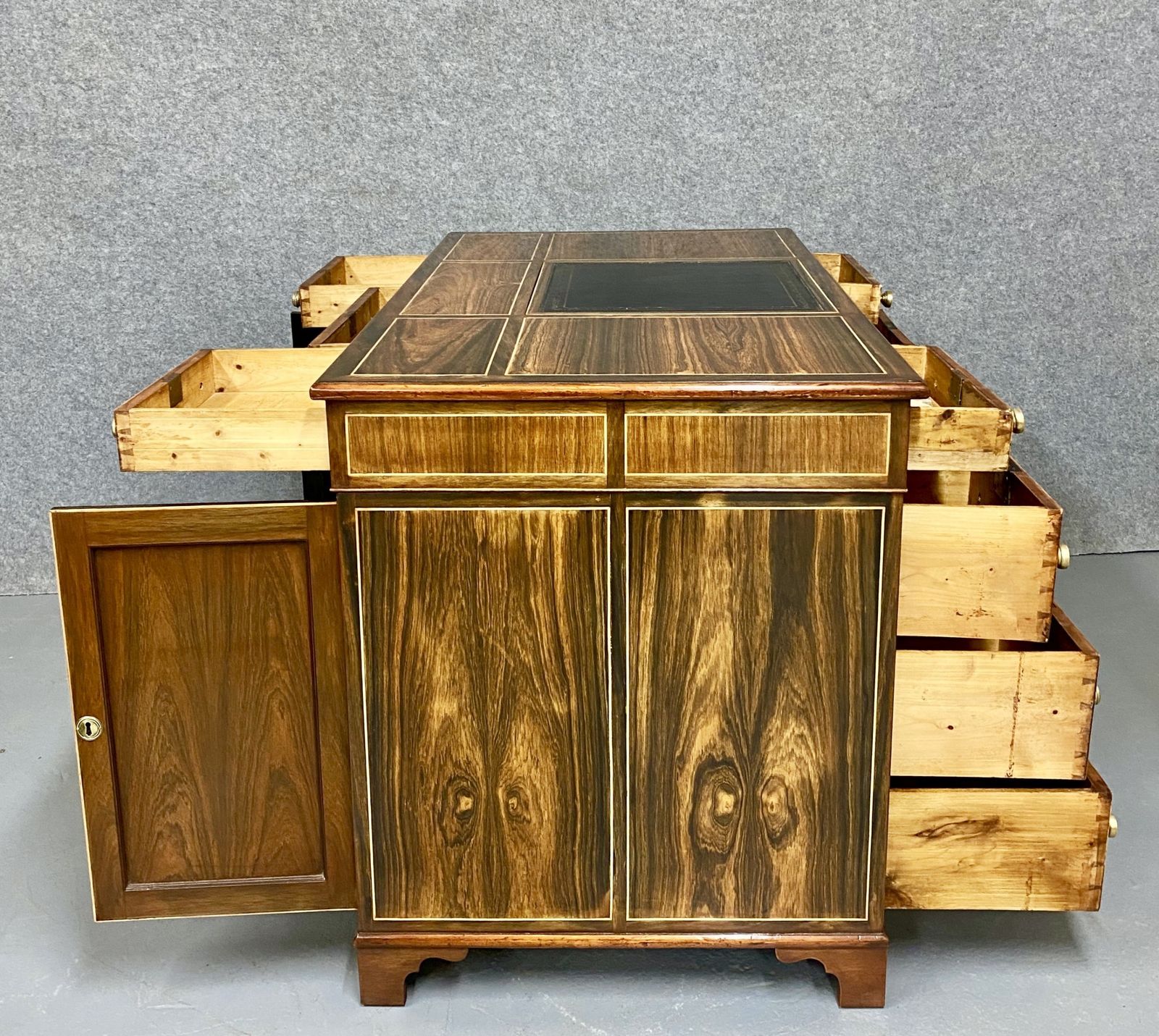 Small Regency Partners Desk, 1800s photo vinterior