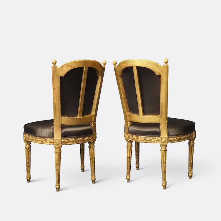 photo vintage An Important Set Of Four 18th Century Louis XVI Giltwood Chairs With Stamp