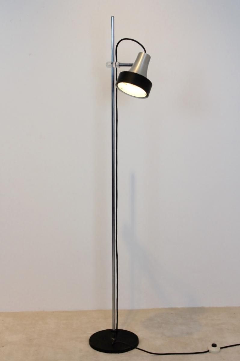 Aluminum And Chrome D 3202 Floor Lamp From Raak, 1960s photo for sale