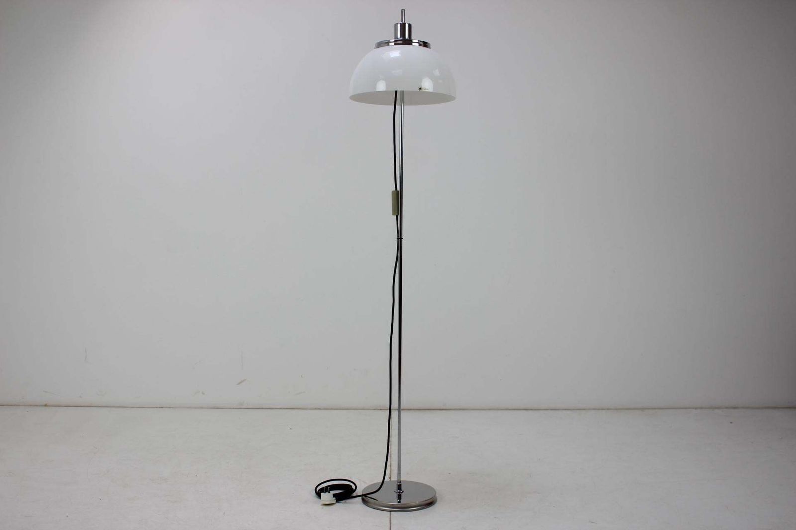 Mid Century Adjustable Floor Lamp/ Guzzini/Meblo, 1970s photo furniture