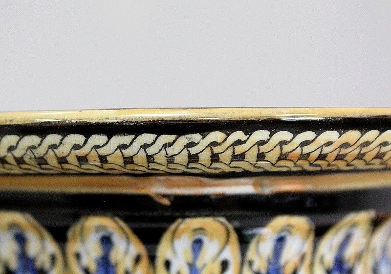 Gien Earthenware Planter With Polychrome Decorations, Late 19th / Early 20th Century photo buy