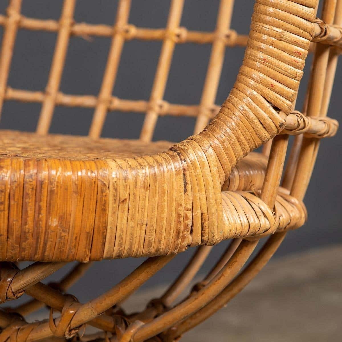 photo vinterior 20th Century Hanging Wicker Woven Chair On Steel Frame, 1970s
