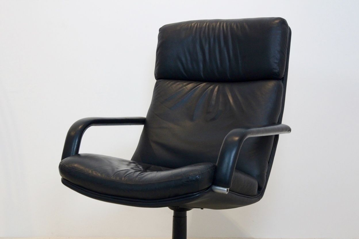 Vintage Model F141 Swivel Lounge Chair By Geoffrey Harcourt For Artifort photo vintage