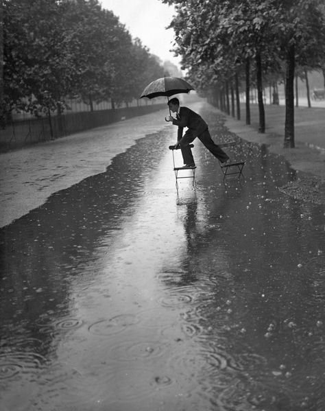 ' Flooded Mall ' By H. F. Davies Oversized Resin