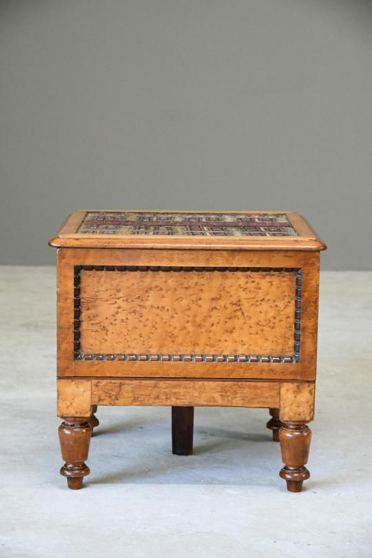 Victorian Birds Eye Marble Step Commode. photo Furniture