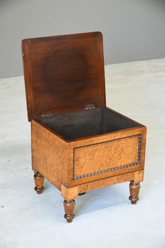 Victorian Birds Eye Marble Step Commode. photo vinterior