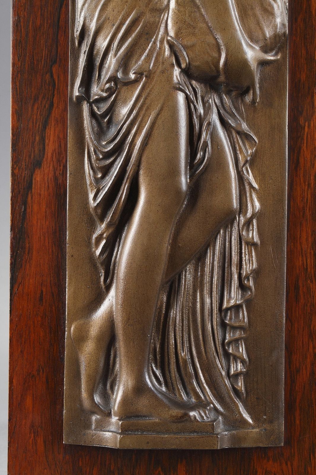 Paar bas-reliëfs, "Women Carrying Water" photo 1831.0