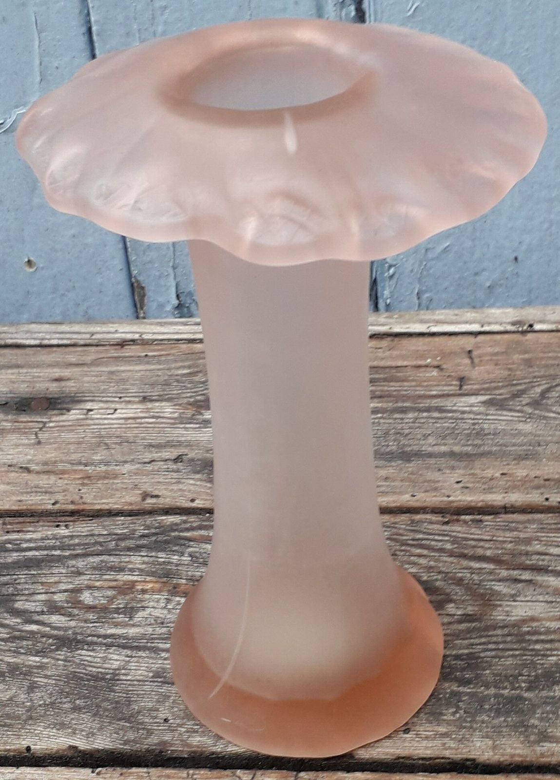 Mushroom Shaped Vase In Pink Blown Glass photo Home Decor