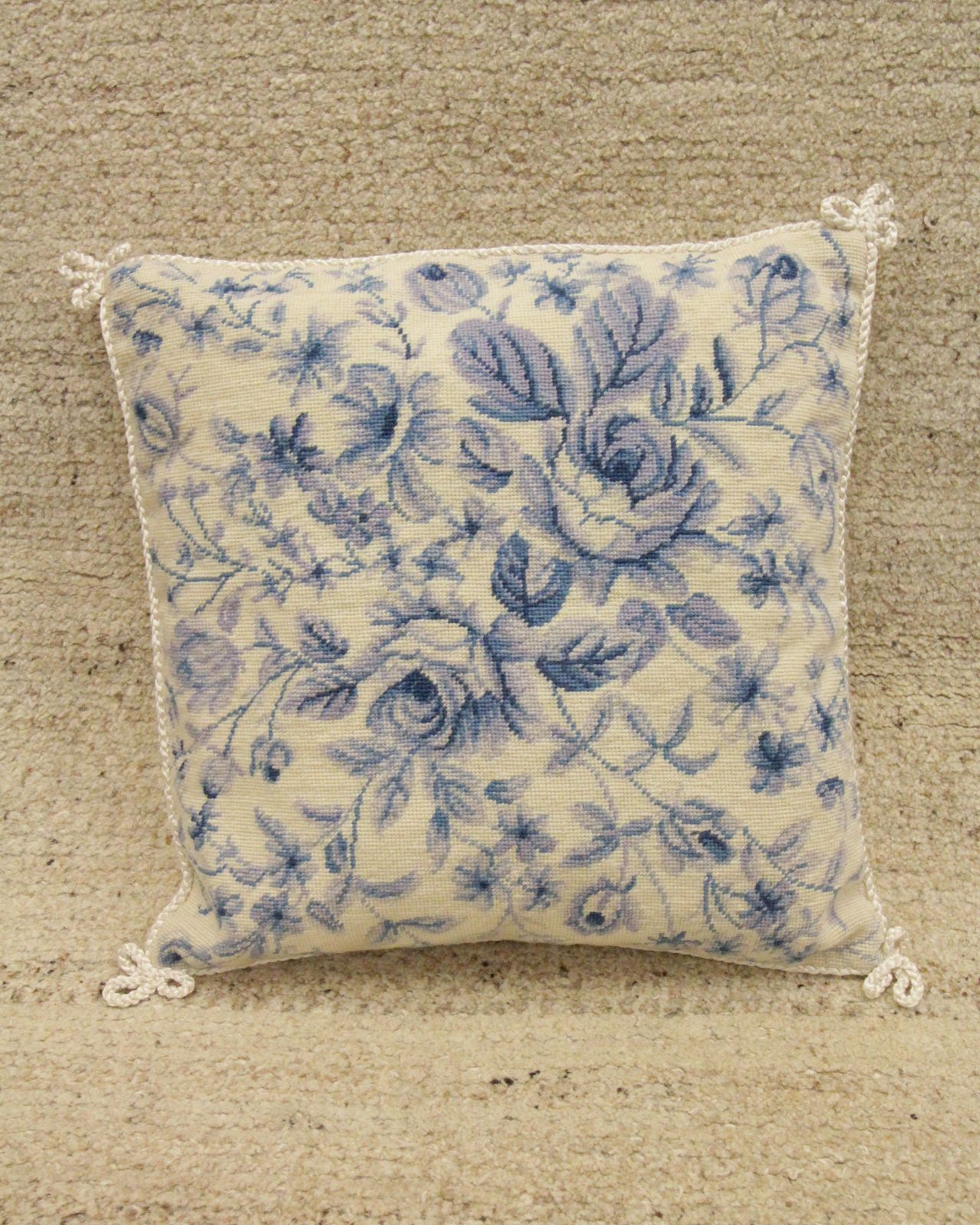 Hand Embroidered Blue Pillow Case Cushion Cover 35x35cm photo vinterior