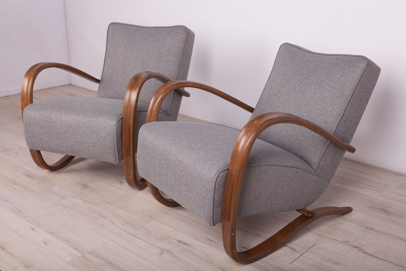 Model H 269 Lounge Chairs By Jindřich Halabala For Up Závody, 1930s, Set Of 2 photo vintage
