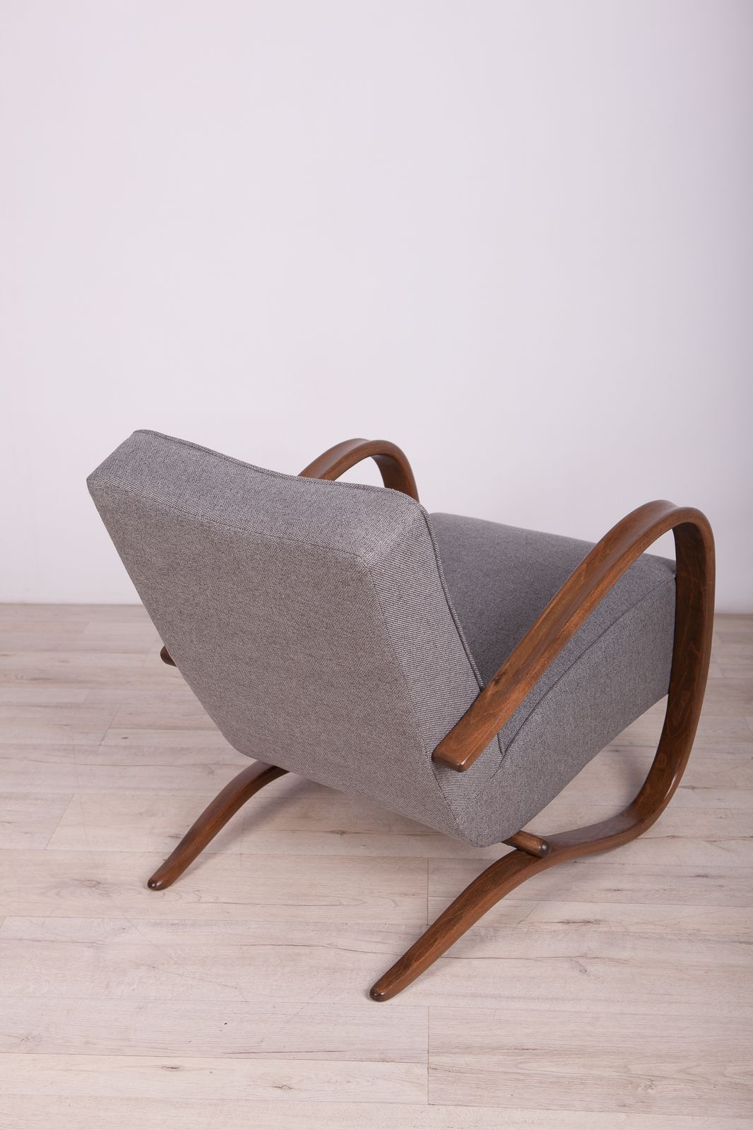 photo for sale H 269 Lounge Chair By Jindřich Halabala For Up Závody, 1930s