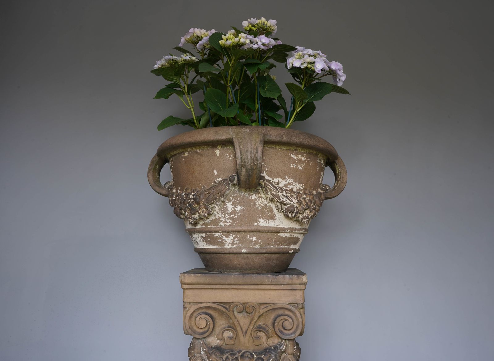 An Original Doulton Lambeth Terracotta Garden Urn photo Garden Decor