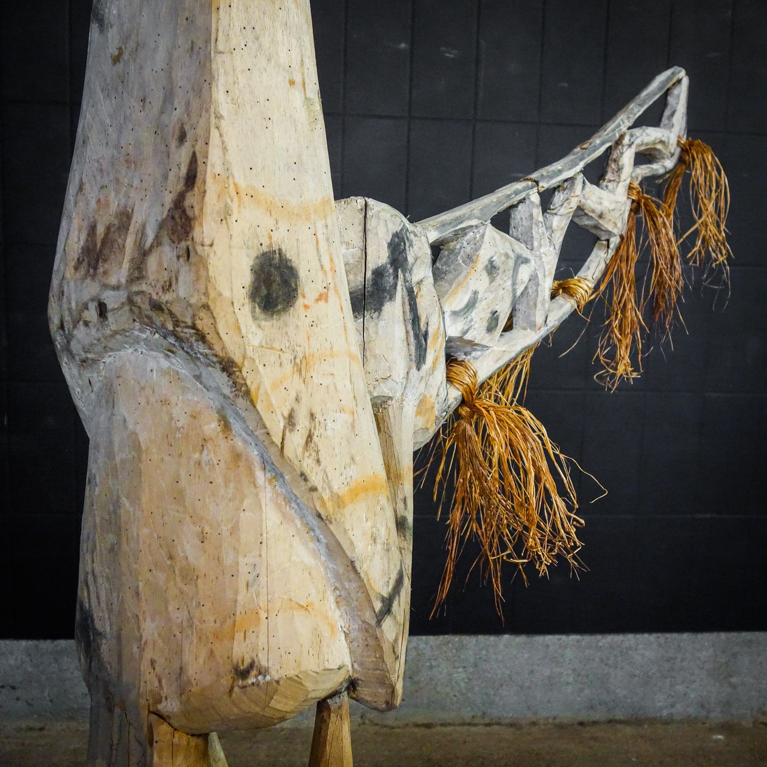 photo for sale Ethnic Asmat Bish Paal From Mannenhut – Circa 1940 – Papua New Guinea