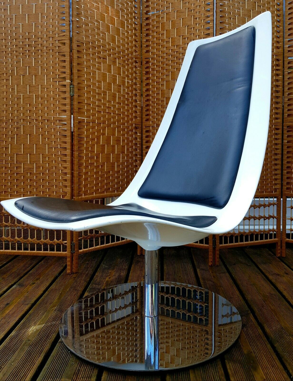 A Very Rare Xpo Mid Century Swivel Chair In Lacquered Steel photo furniture