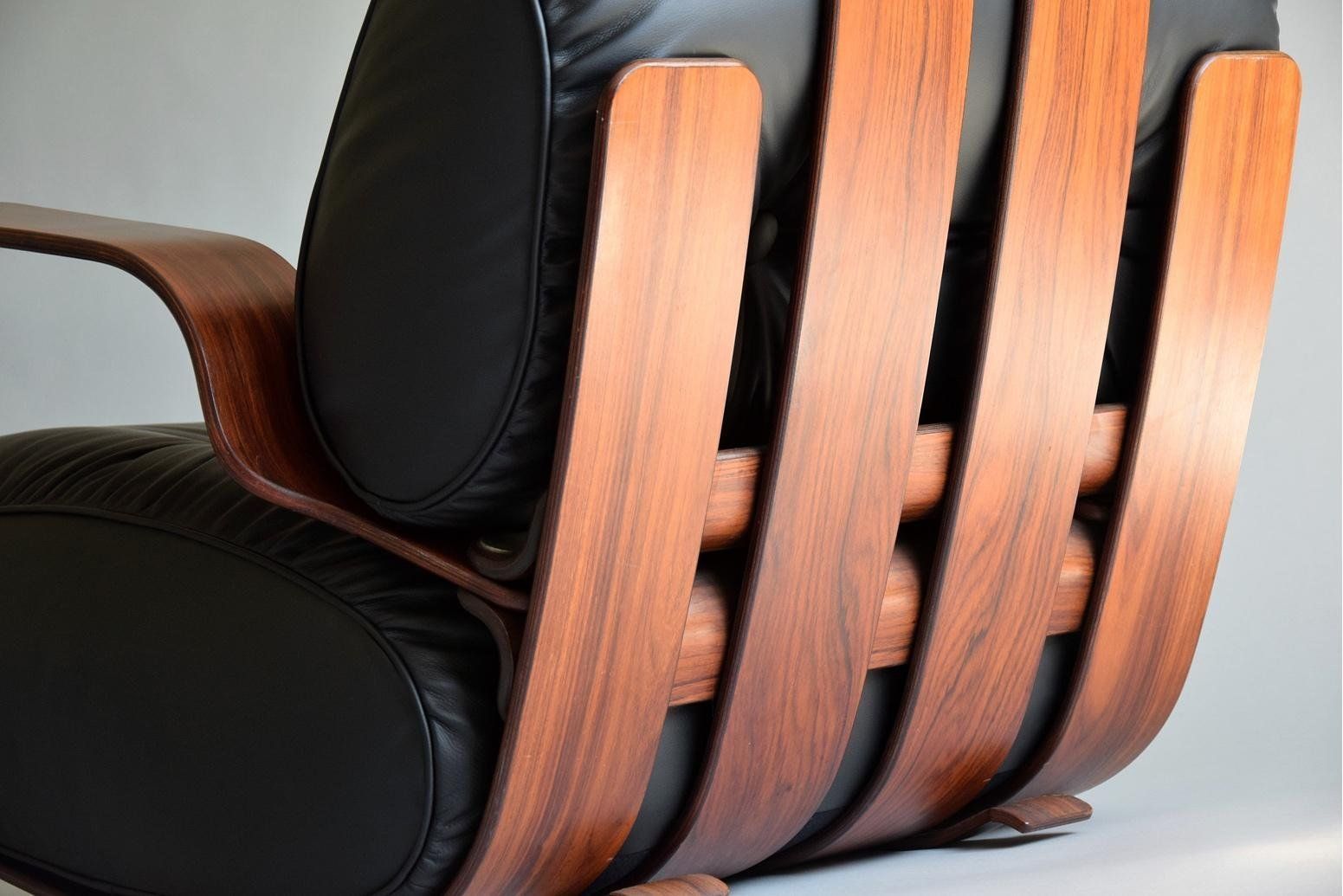 French Rocking Chair In Plywood And Leather 1970s photo for sale