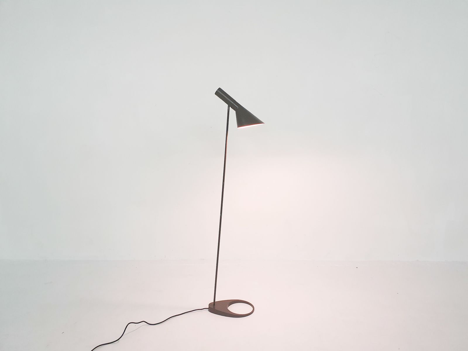 Arne Jacobsen Voor Louis Poulsen Aj Vloerlamp, Denemarken 1958 photo furniture