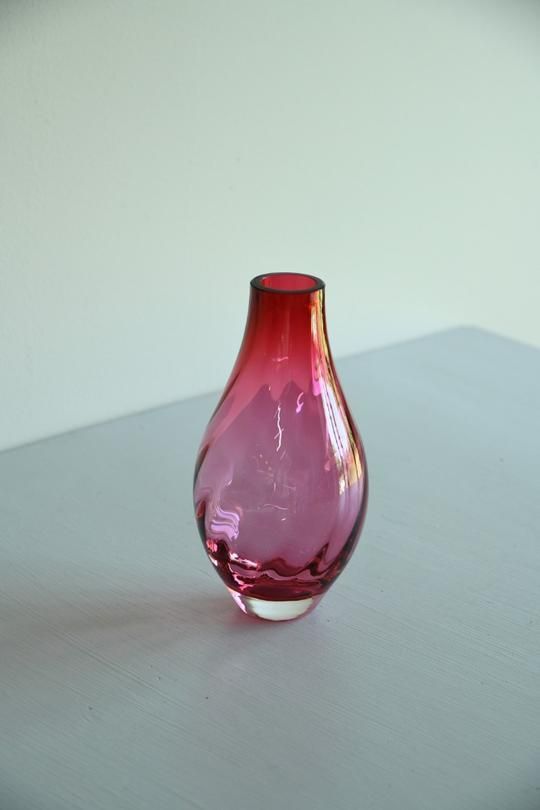 Cranberry Glass Vase photo buy