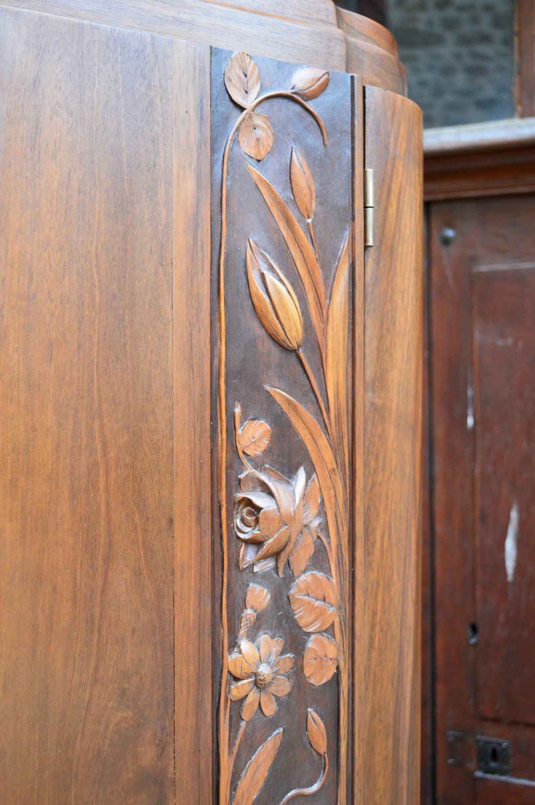 photo vinterior French Art Deco Bedroom Set In Solid Carved Wood, Blooming Shrubs Theme