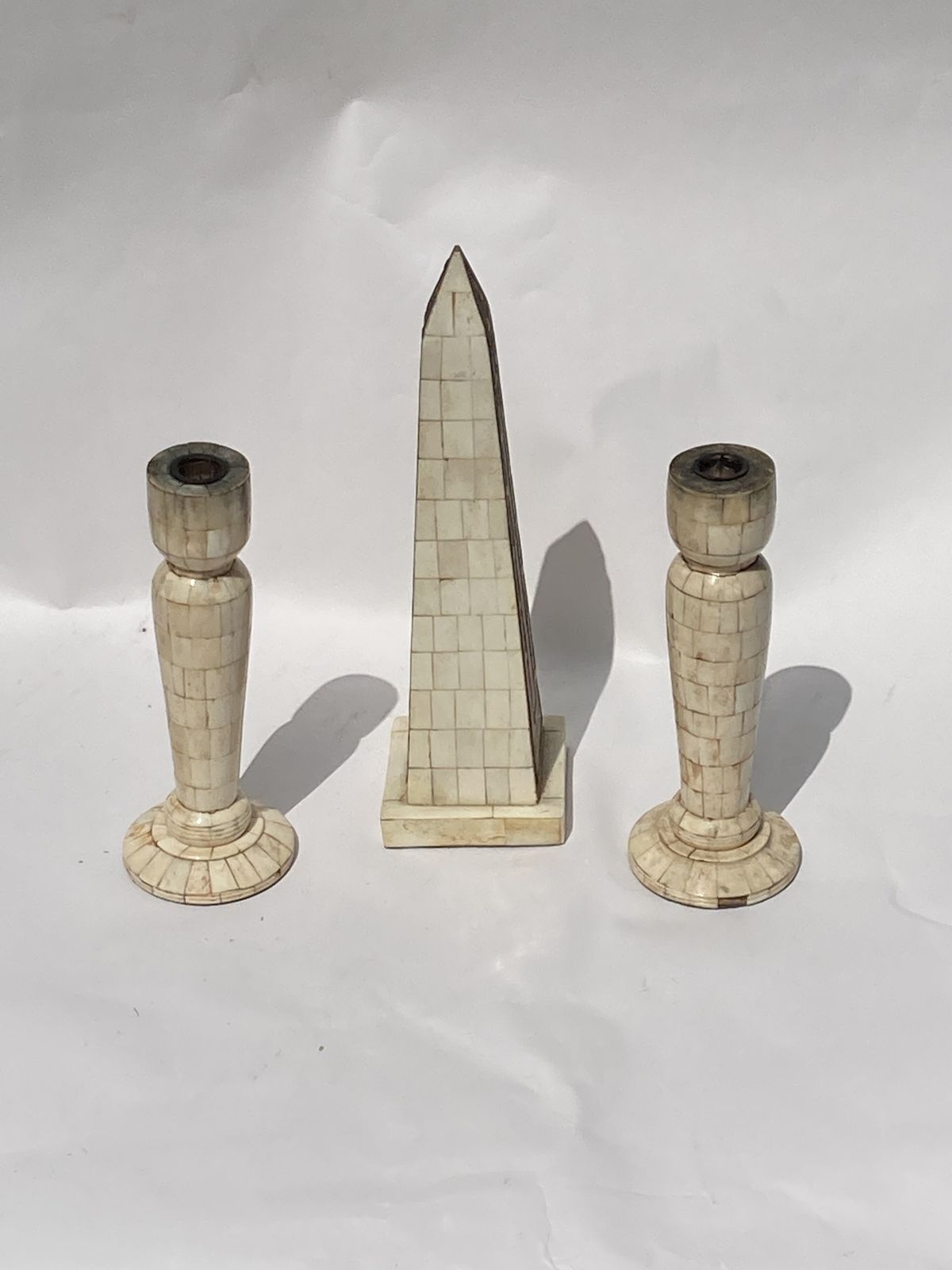 photo vinterior Grand Tour Bone Inlay Candle Holders, Candle Sticks And Obelisk, Ca 1895 France