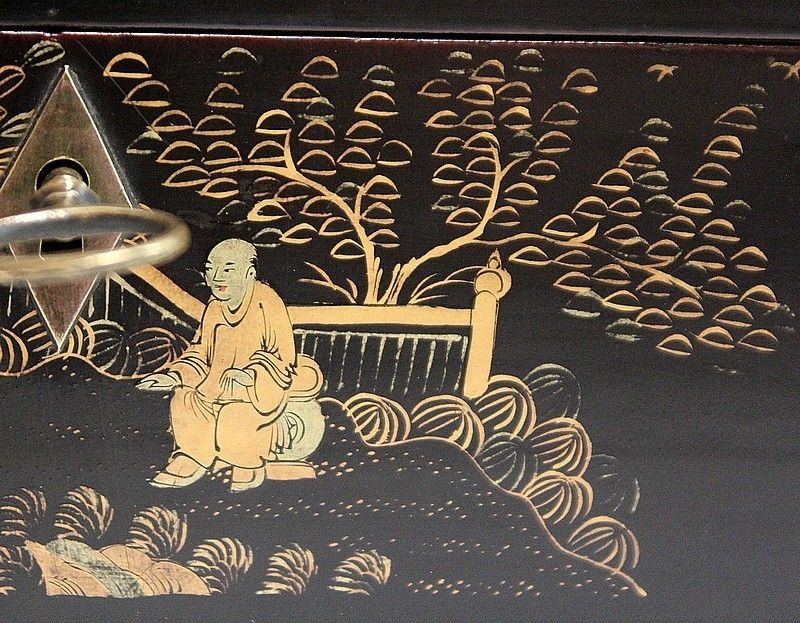 photo vintage Important Asian Black Lacquered Wood Box, Napoleon III Period Mid 19th Century
